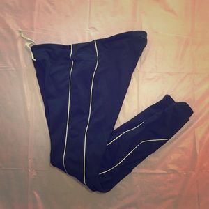 Gap Fit leggings size XL!