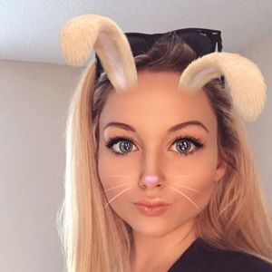 Meet your Posher, Tayah