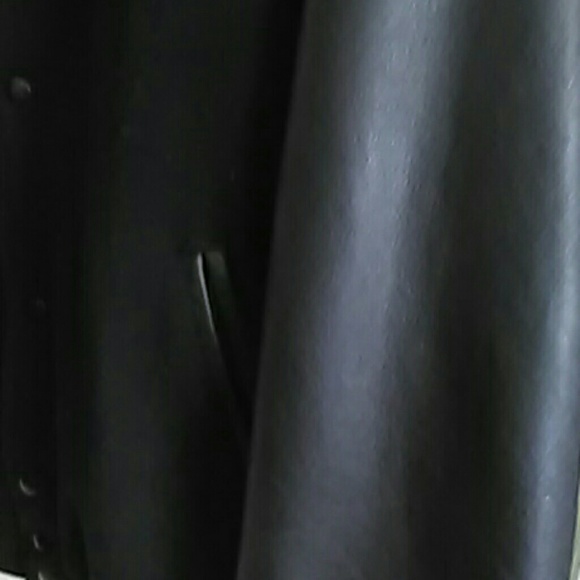 SOLD      Mens Varsity Jacket - Picture 4 of 8