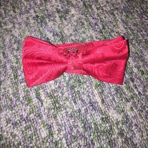 Red Floral Pattern Clip Bow Tie