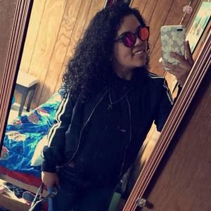 Meet your Posher, Liliana