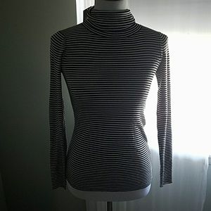 Nwt ribbed turtleneck sweater