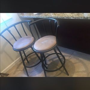 Bar stool
