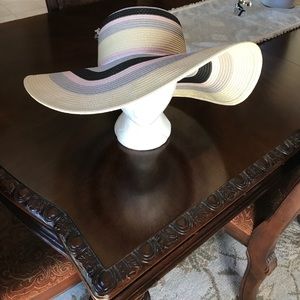 Ivanka Trump Sun Hat