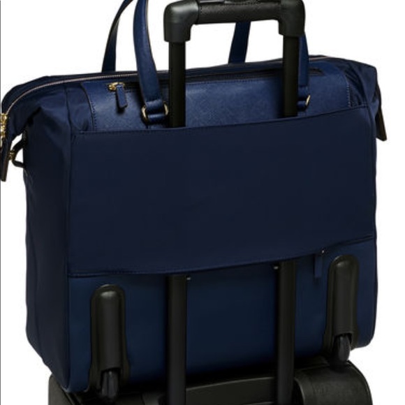 LOOKING FOR!!!! Henri Bendel Jet Setter Roller - Picture 2 of 3