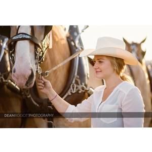 Meet your Posher, Jackie