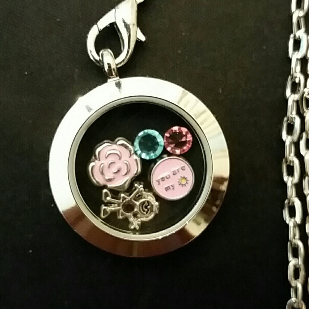 New Floating Locket w/charms