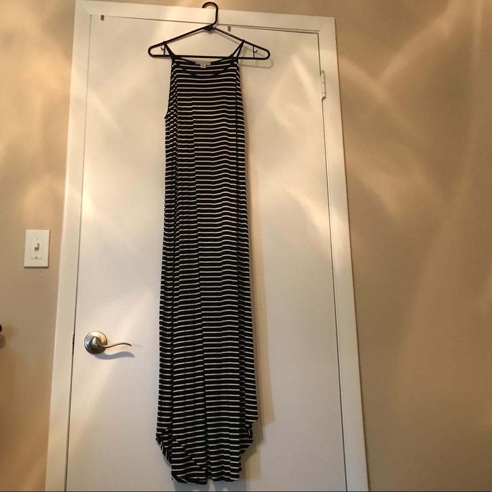 Long Black and White Stripped Maxi Dress