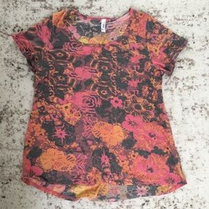 Lularoe Classic t/tee EUC