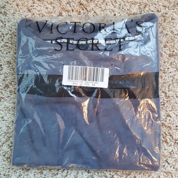 Victoria Sport mesh insert sweater - Picture 3 of 4