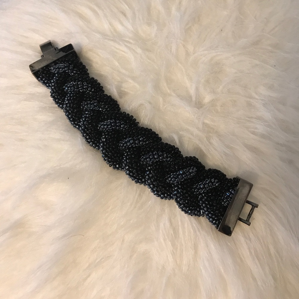 BR decorative beaded cuff