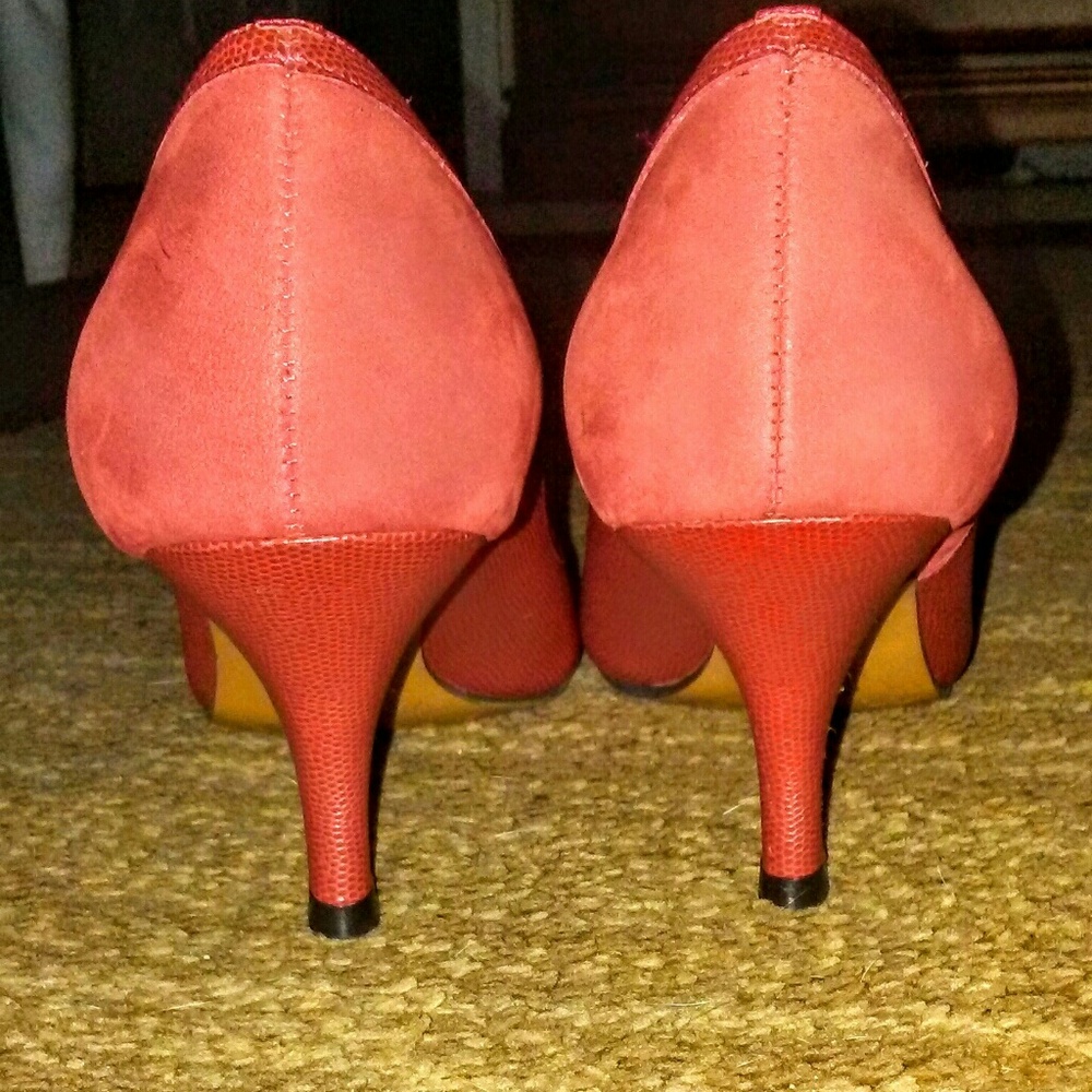 Adorable Ann Taylor loft shoes - Picture 5 of 6