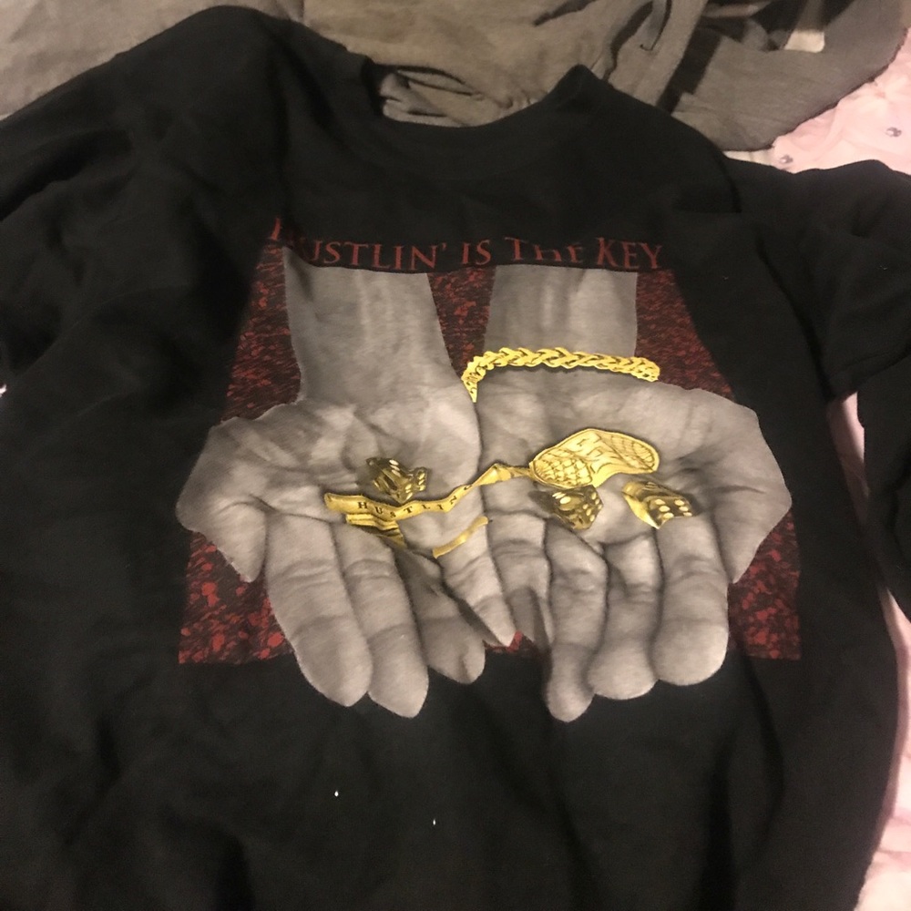 Long sleeve shirt
