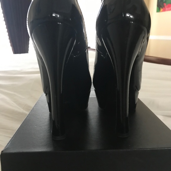 YSL Shoes - Picture 4 of 4