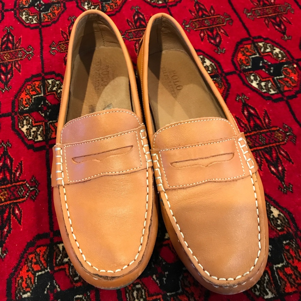 Ralph Lauren tan Telly  boys size 51/2 tan color