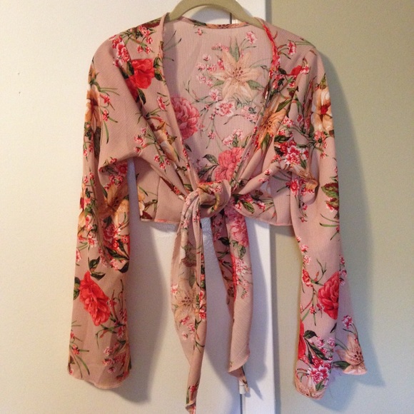 Tops - Tie-up floral top