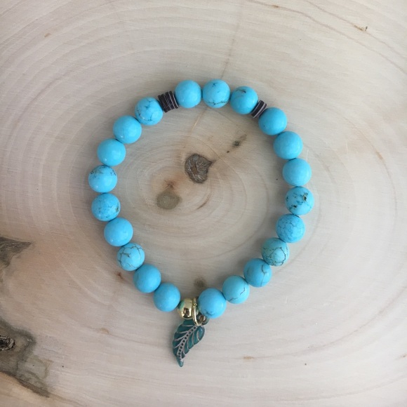 Turquoise Beaded Bracelet - Picture 2 of 4