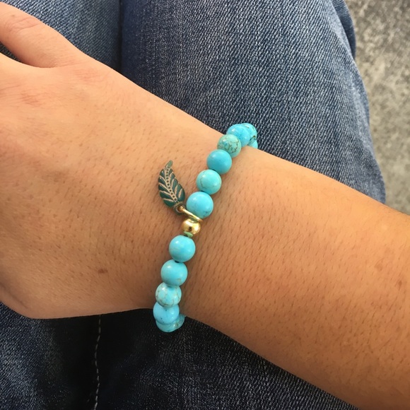 Turquoise Beaded Bracelet - Picture 3 of 4