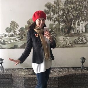 Meet your Posher, Maria