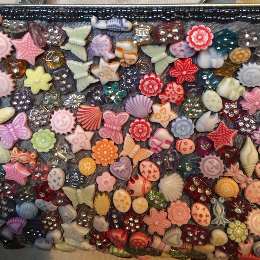 Beaded clutch - Picture 3 of 4