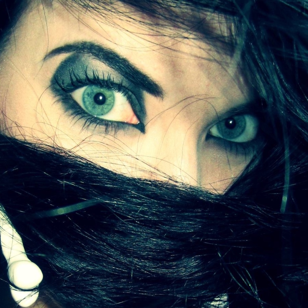 Meet your Posher, Cache'