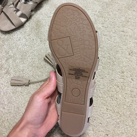 Tasseled gladiator sandals - Picture 4 of 4