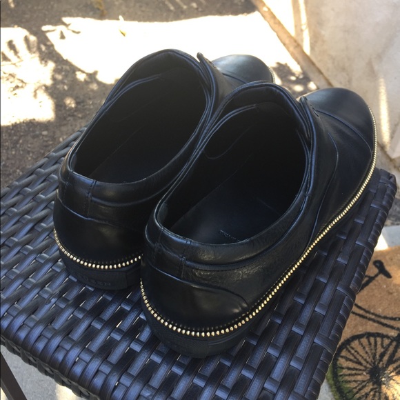 Alexander McQueen black leather shoes