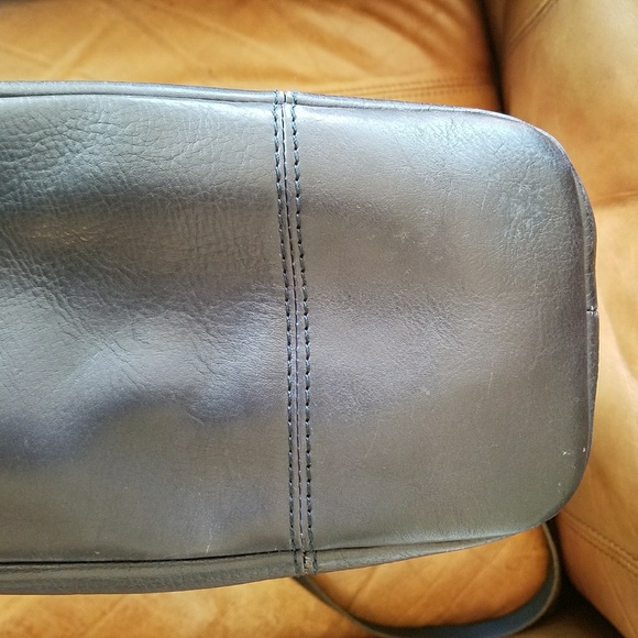 🔶SOLD🔶 Madewell Dylan Convertible Tote Bag, Navy - Picture 6 of 8