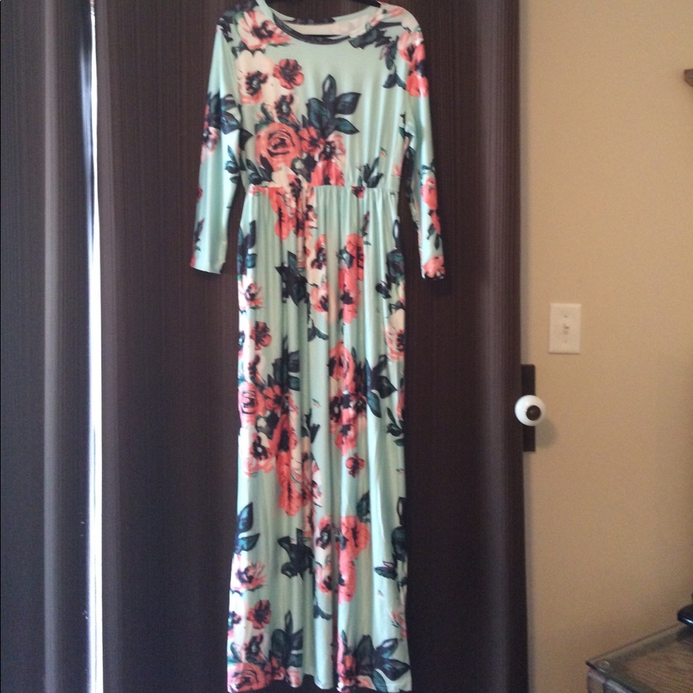 Mint Green Maxi w/ Large Print Pink/Green Flowers