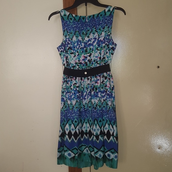 Green/Blue ombre girls dress. - Picture 3 of 4