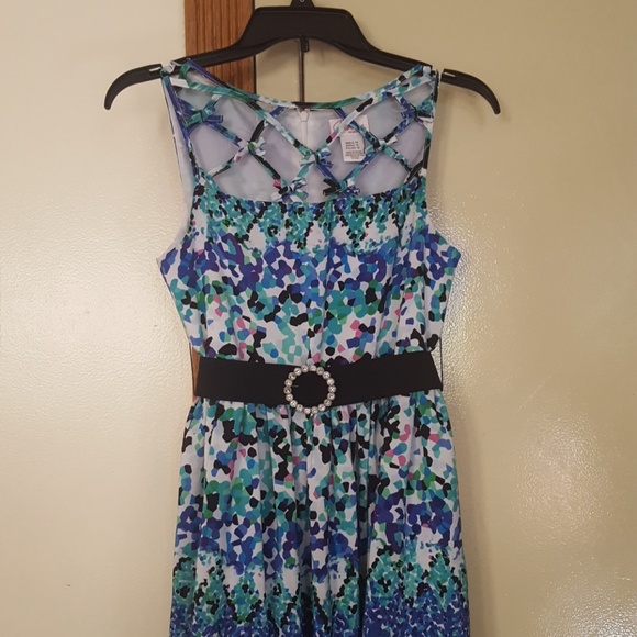 Green/Blue ombre girls dress. - Picture 4 of 4