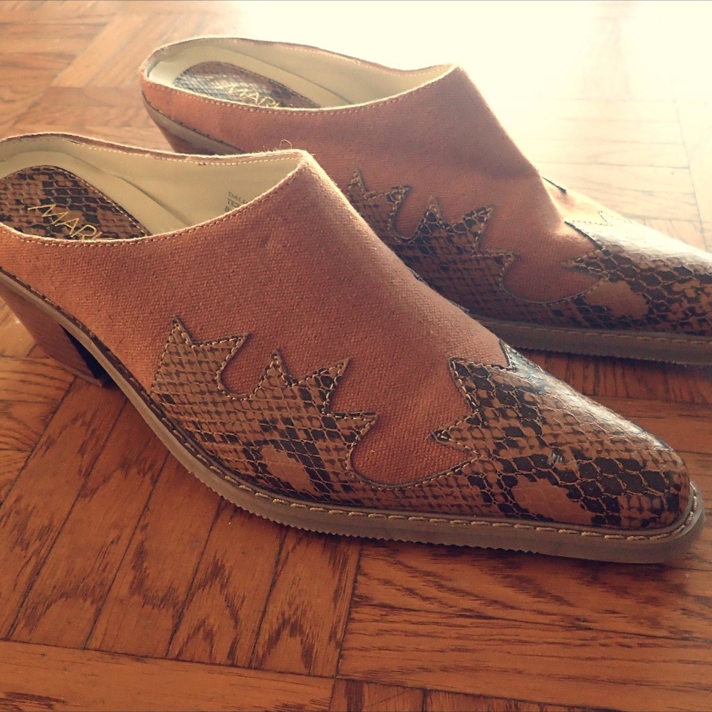 Markon Dalia Snakeskin Point Toe Mules