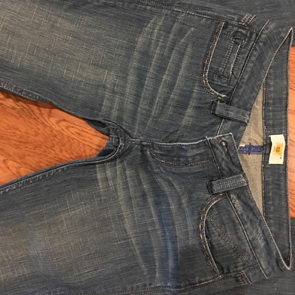 Jeans - Picture 3 of 3