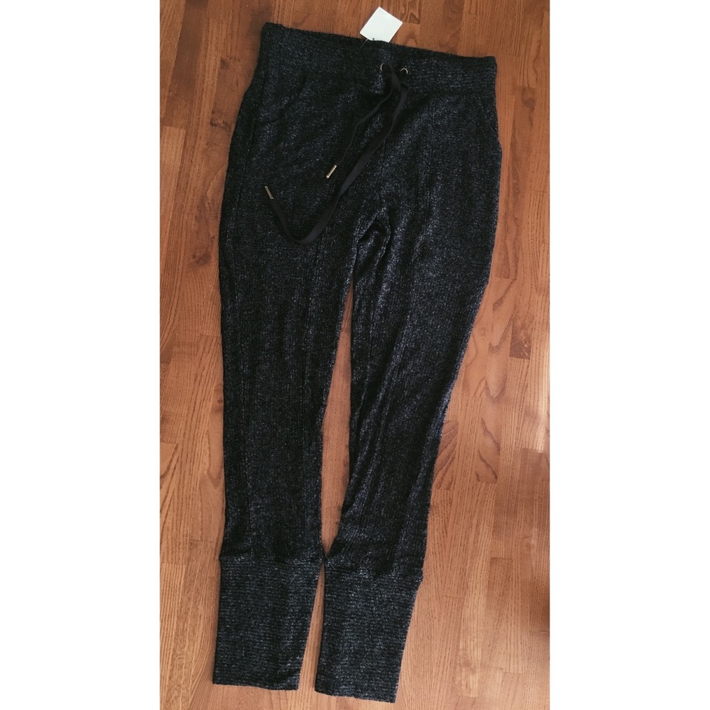 1 more - grey jogger sweatpants - Picture 3 of 3