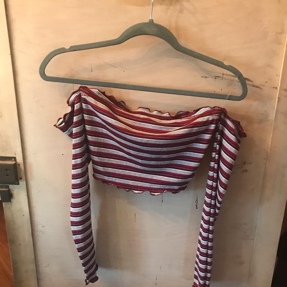 Meek stripped long sleeve crop top