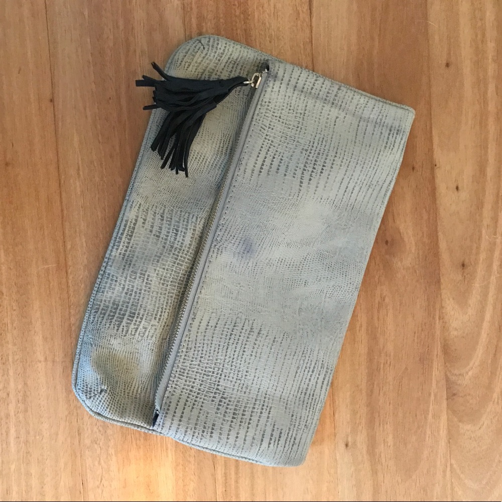 Women's Clutch.
