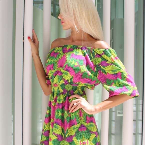 Dress - Picture 3 of 4