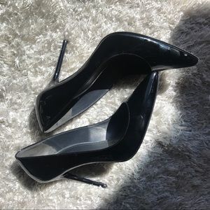 Stuart Weitzman Patent Pump