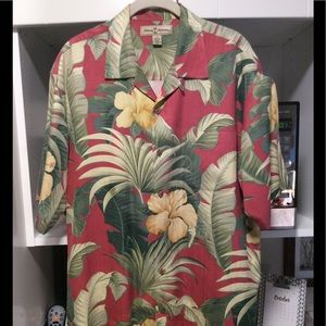 Tommy Bahama Men's Hawaiian shirt