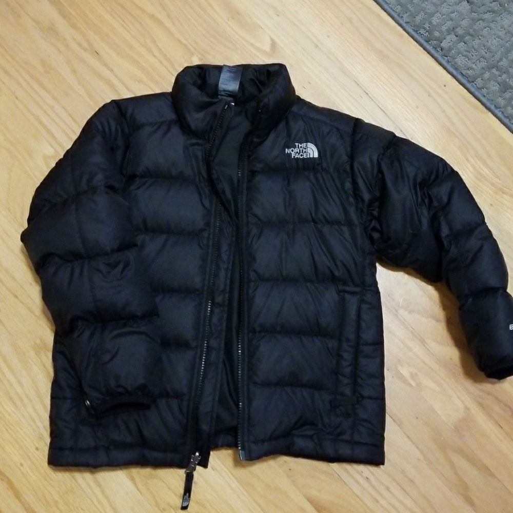 Authentic 550 series north face boys jacket