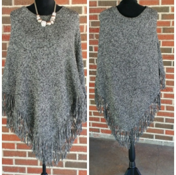 Mossimo Supply Co. Other - 🍁🍁  Mossimo Poncho🍁🍁