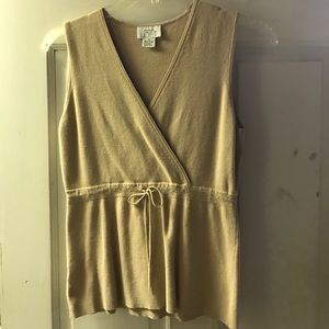 Sleeveless top