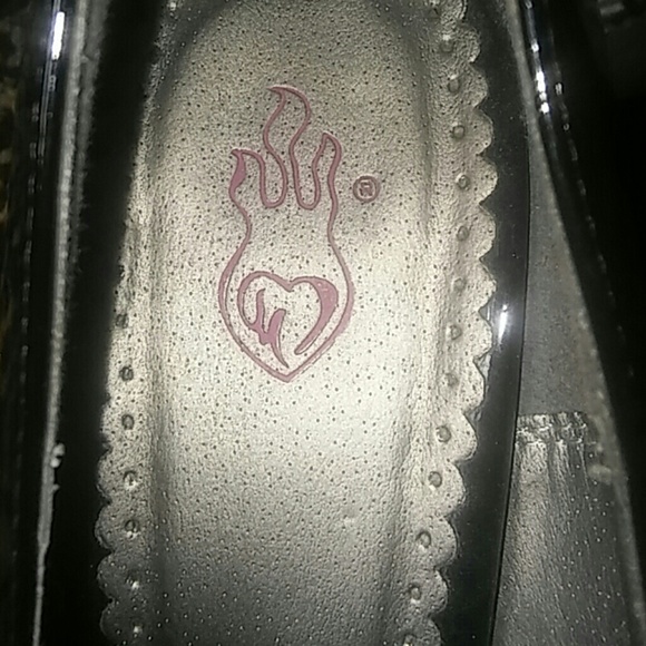 Heels - Picture 2 of 4