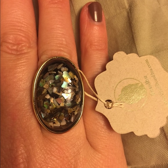 Abalone statement ring ✨Host Pick✨ - Picture 4 of 4
