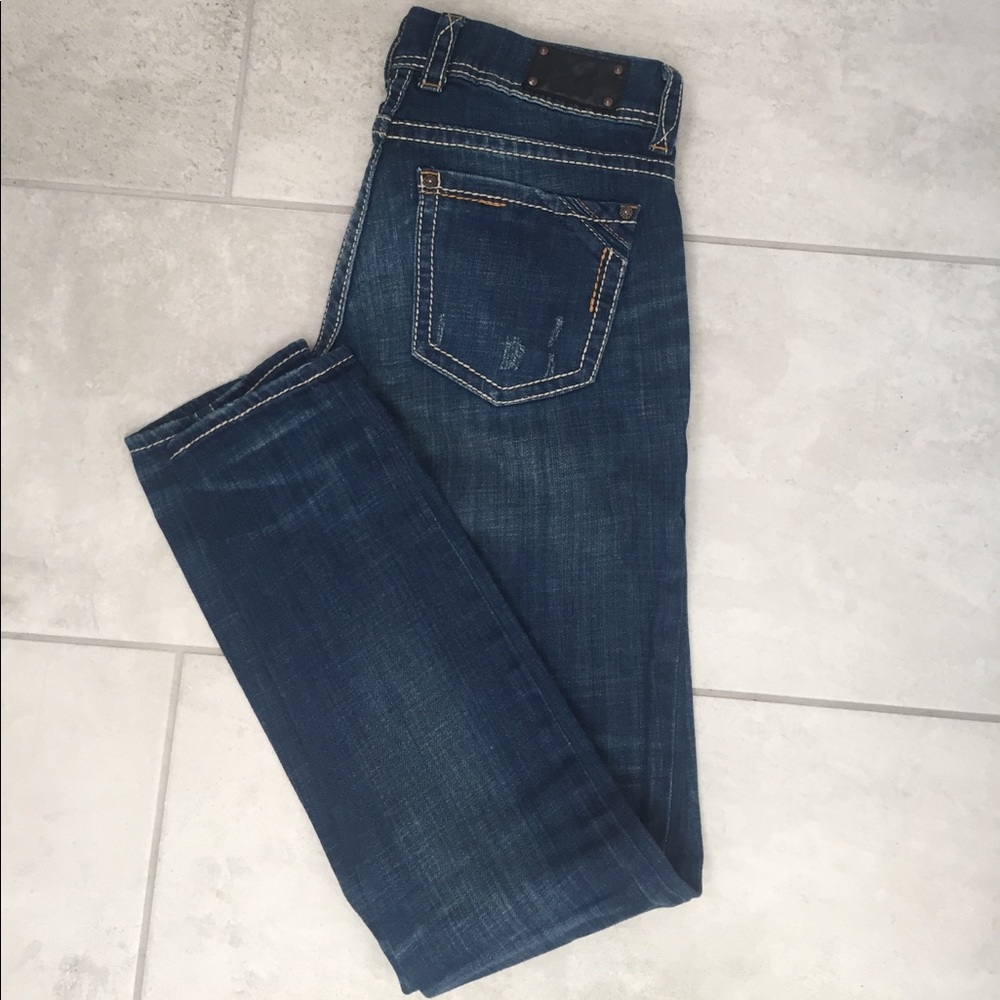 BUCKLE BLACK 28/32 Skinny.