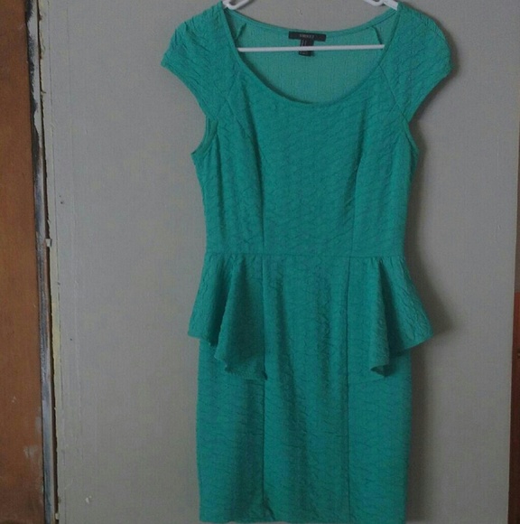 Beautiful Forever 21 Dress - Picture 1 of 4