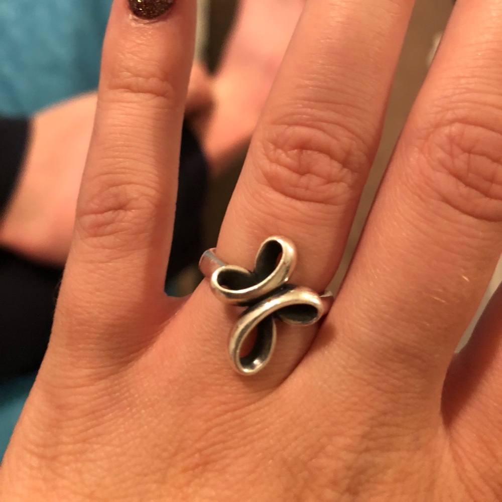 James Avery ring size 4.5