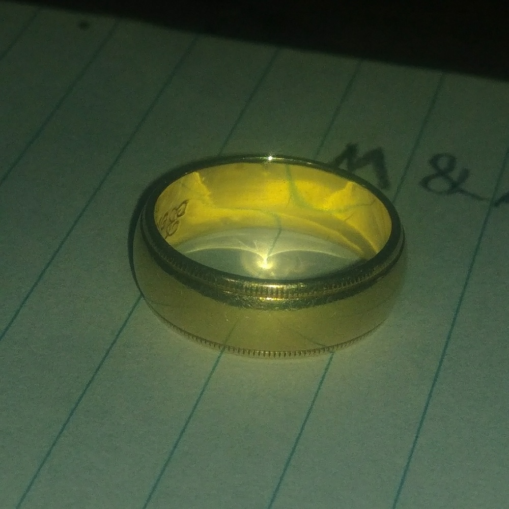 14kt Solid Gold Ring - Picture 2 of 3