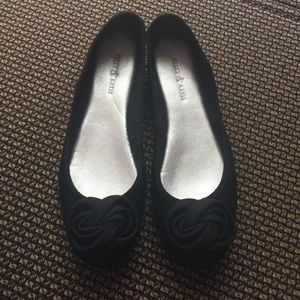 Kelly&Katie black color flats size 8
