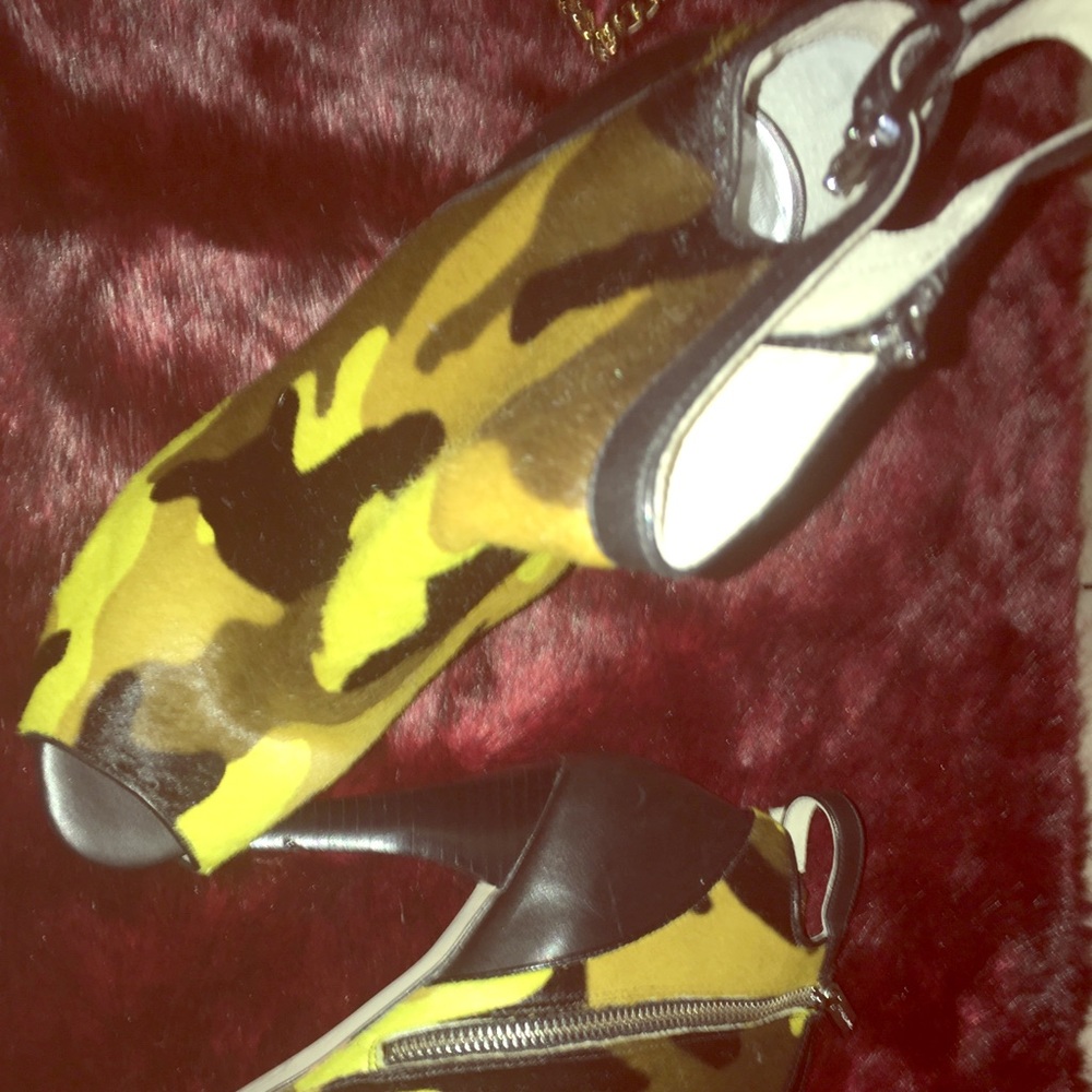 MKors “Kendra” Heel Boots/